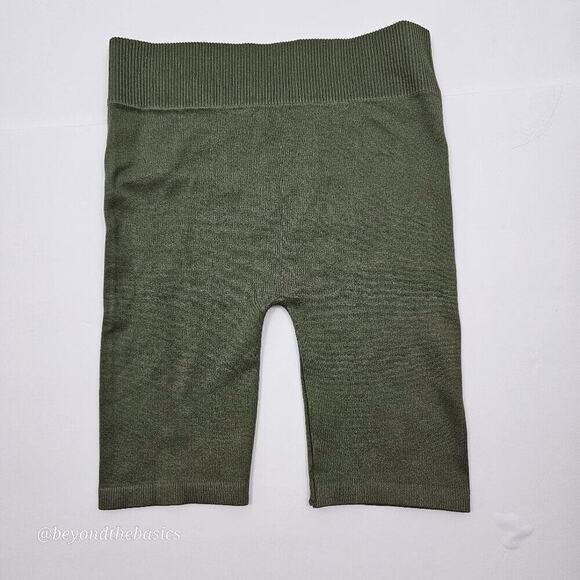 Bozzolo Pants - Bozzolo Women's Olive Green Ribbed Nylon Biker Shorts Size S/M